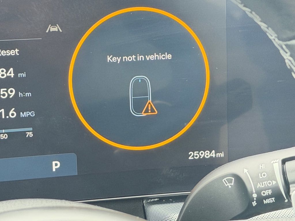 2025 Hyundai Sonata Hybrid Limited - Photo 18