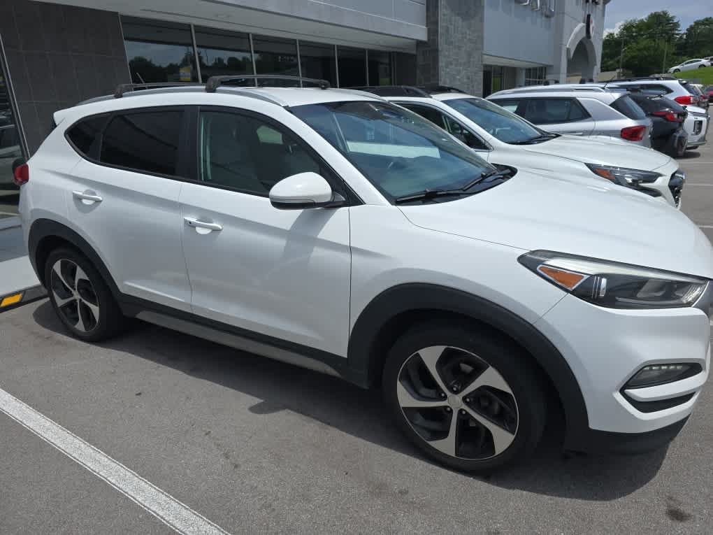 Used 2017 Hyundai Tucson Sport with VIN KM8J3CA25HU337342 for sale in Knoxville, TN
