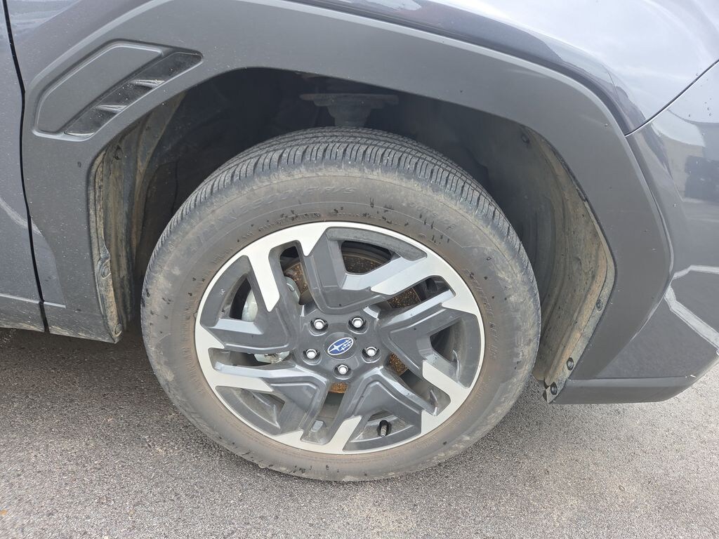 Used 2025 Subaru Forester Limited SUV
