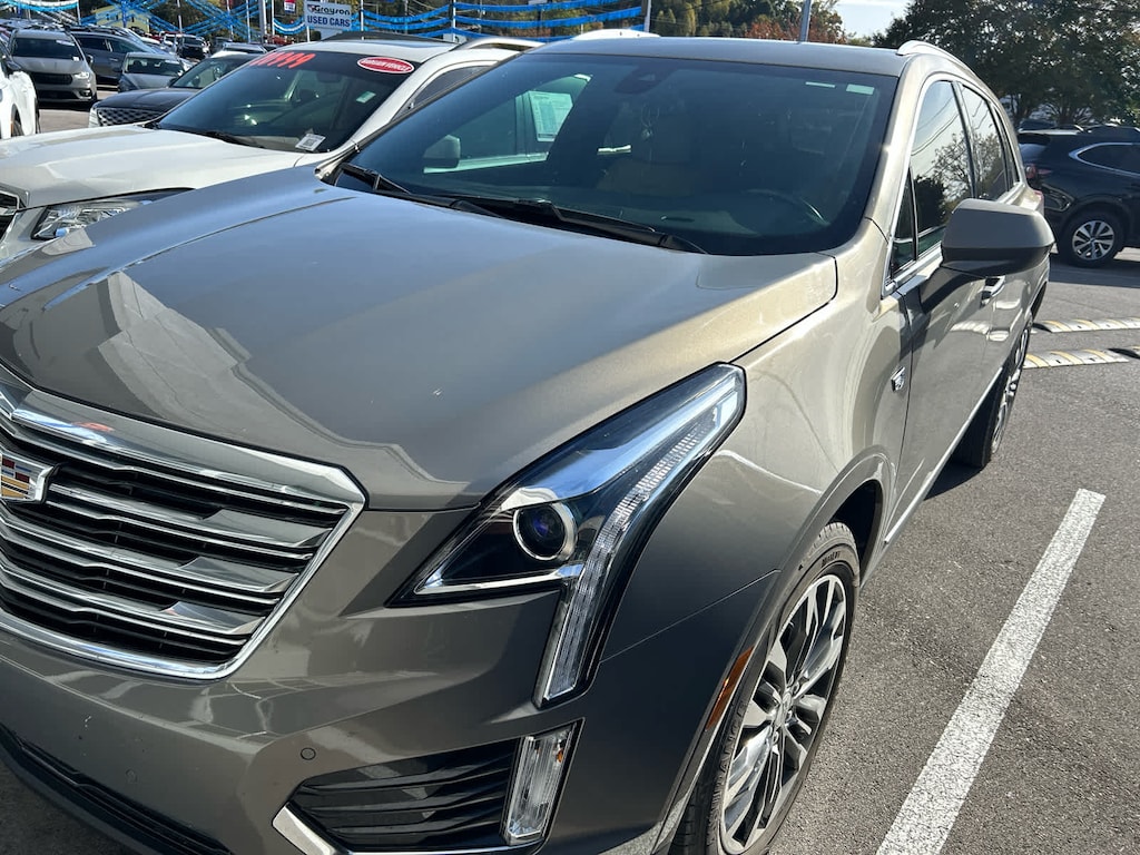 Used 2019 CADILLAC XT5 Luxury FWD SUV