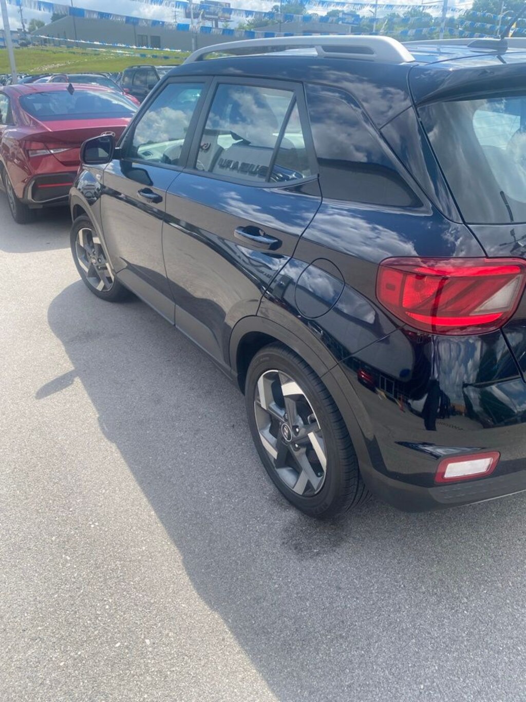 Used 2023 Hyundai Venue SEL SUV