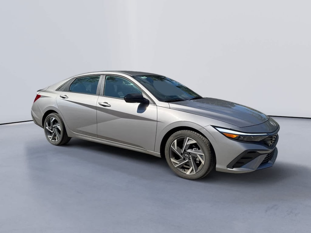 Used 2025 Hyundai Elantra SEL Sport Sedan