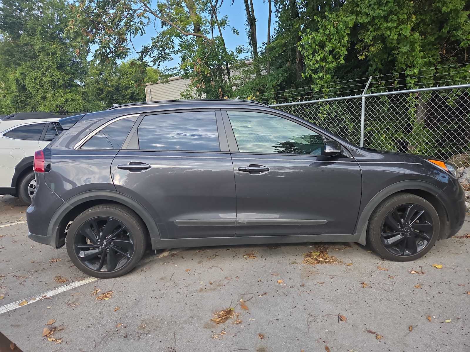 2018 Kia Niro EX photo 3