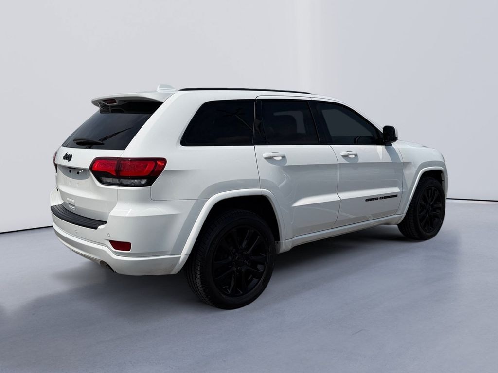 Used 2020 Jeep Grand Cherokee Altitude SUV