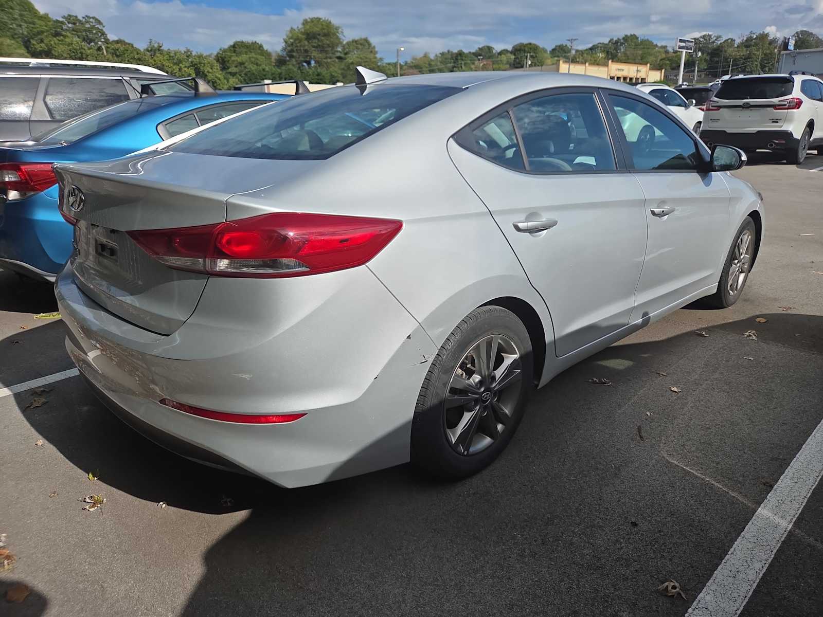 2018 Hyundai Elantra Value Edition photo 4