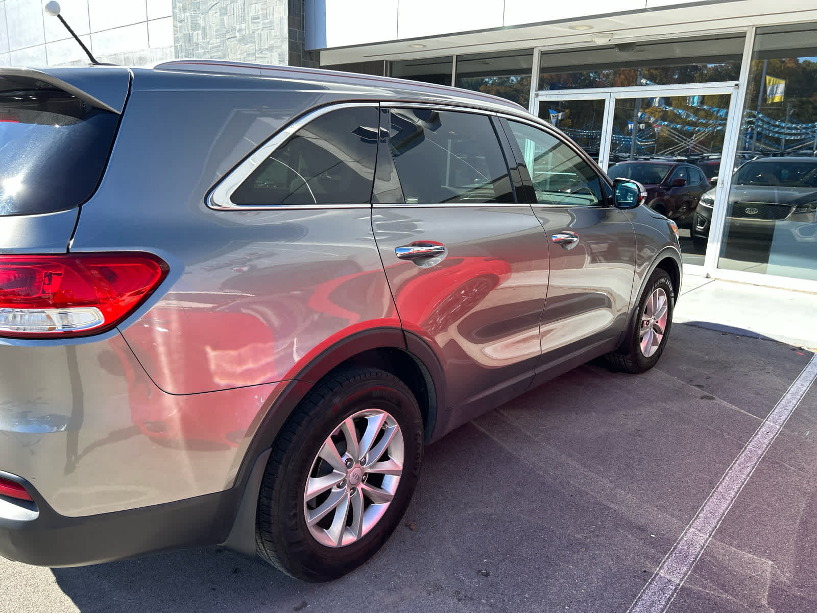 2017 Kia Sorento LX photo 3