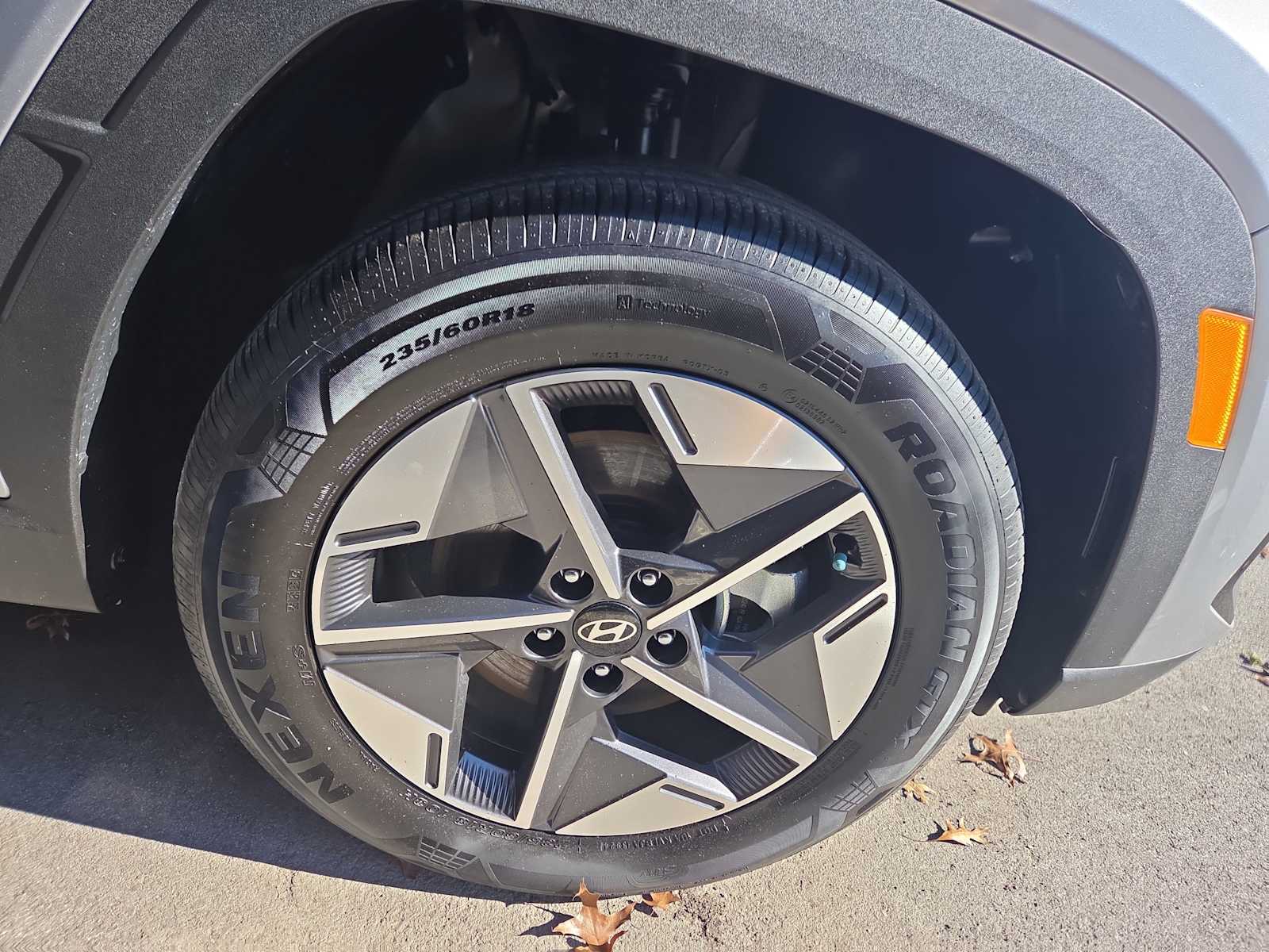 2025 Hyundai Tucson Hybrid SEL Convenience photo 2