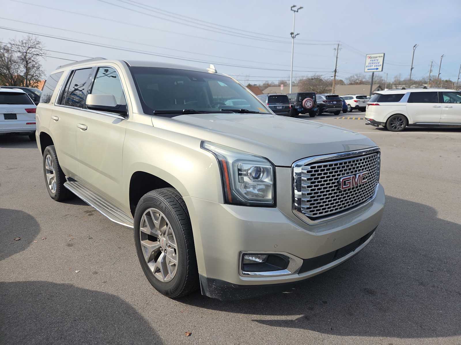 2015 GMC Yukon SLT's photo