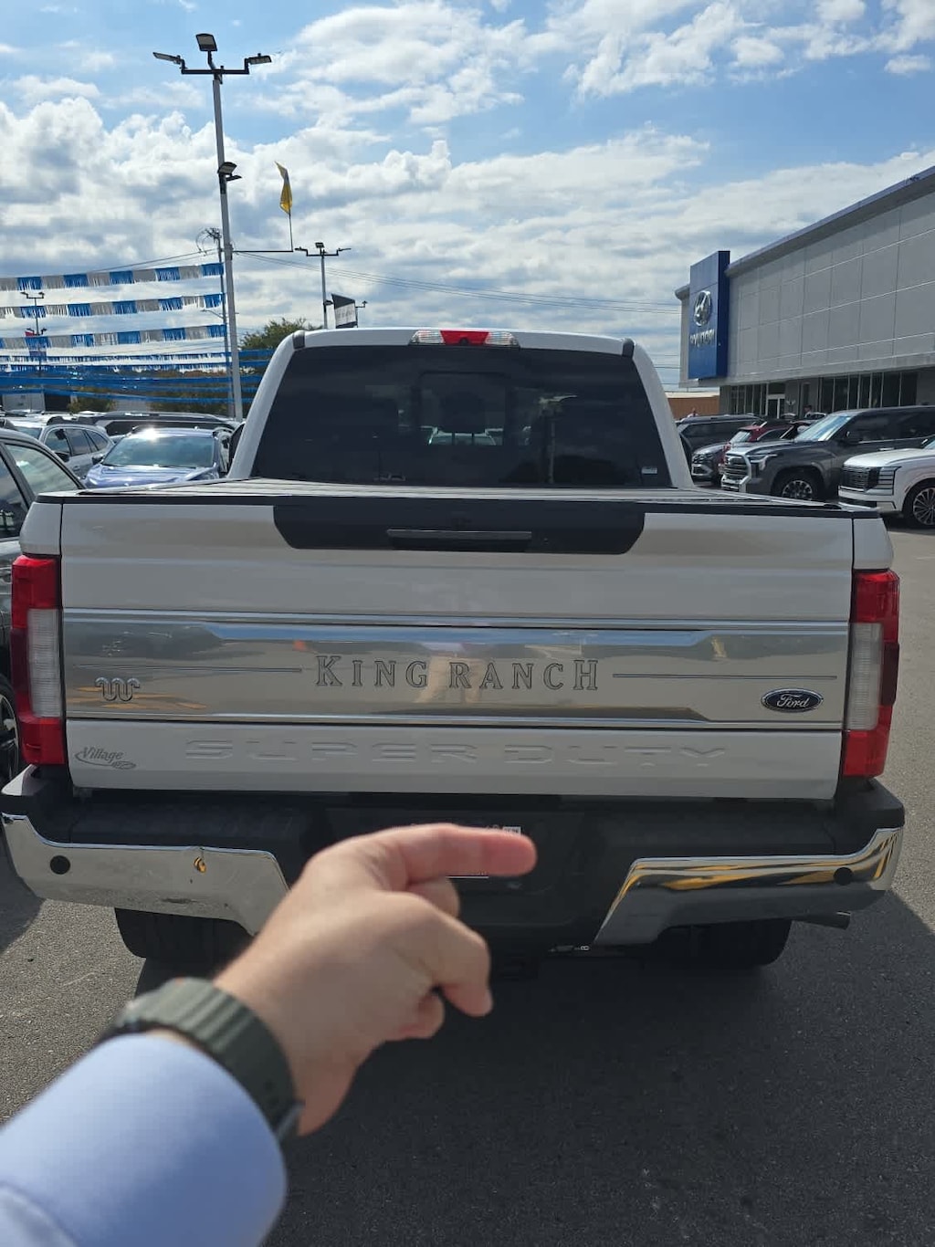 Used 2018 Ford F-350 King Ranch 4WD Crew Cab 6.75 Box Truck Crew Cab