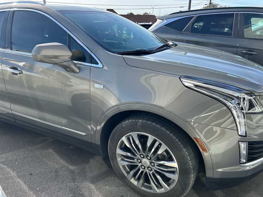 Used 2019 CADILLAC XT5 Luxury FWD SUV