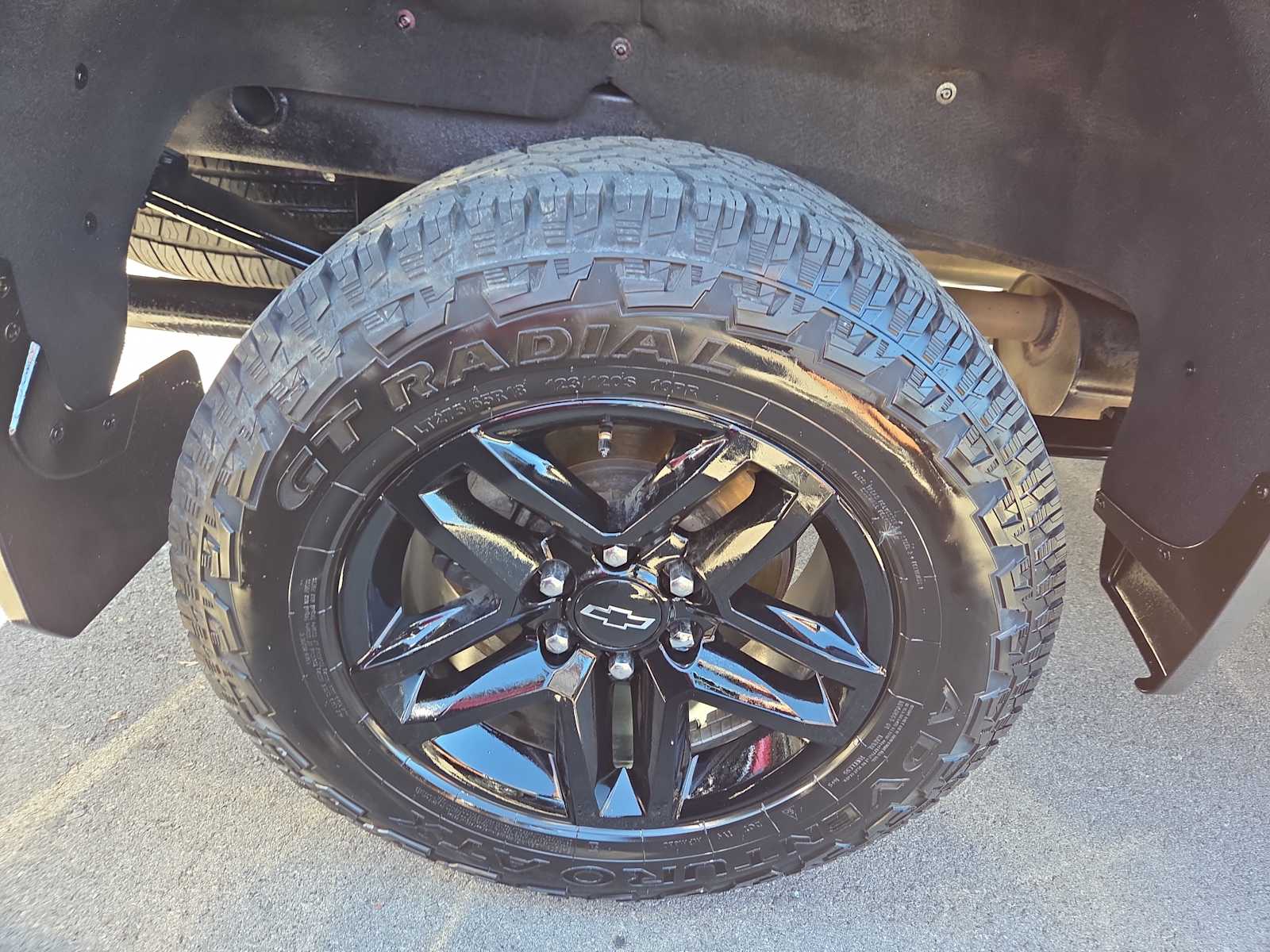 2020 Chevrolet Silverado 1500 LT Trail Boss photo 4