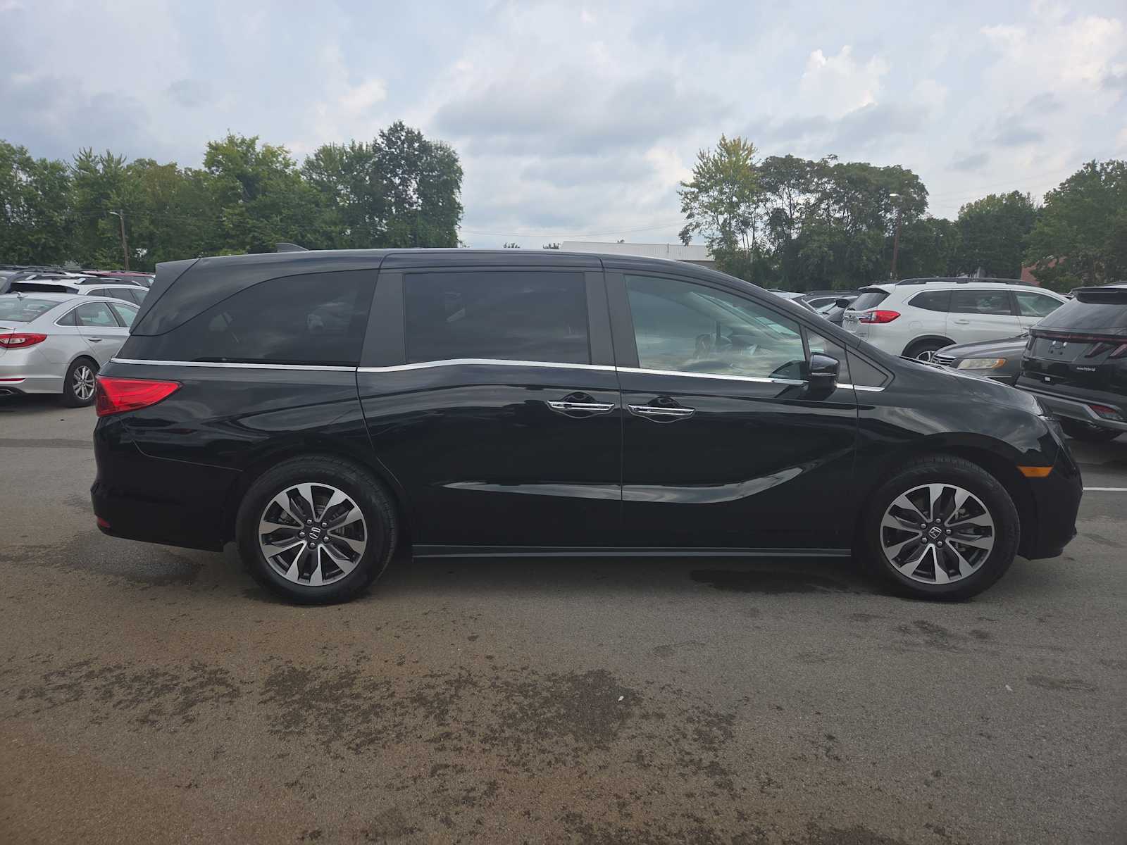 2021 Honda Odyssey EX-L photo 3