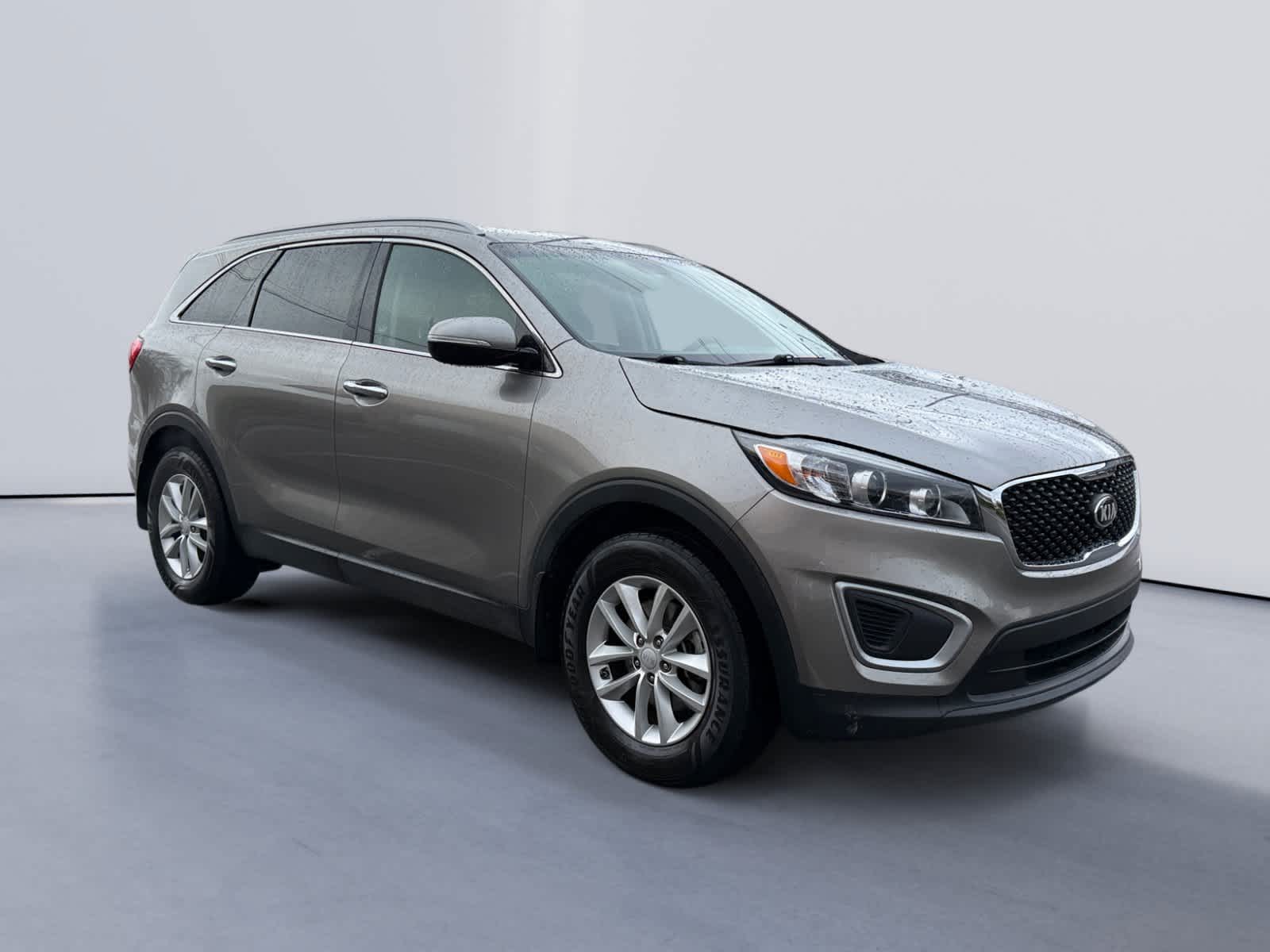 2017 Kia Sorento LX's photo
