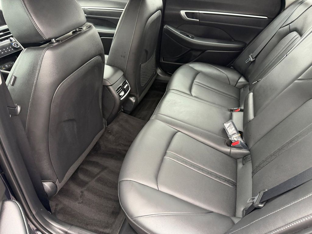2025 Hyundai Sonata Hybrid Limited - Photo 11