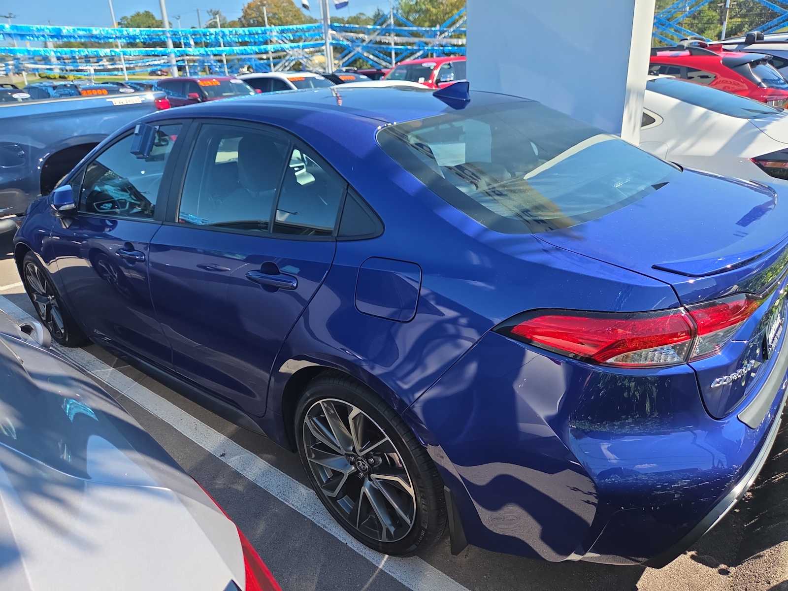 2022 Toyota Corolla SE photo 4