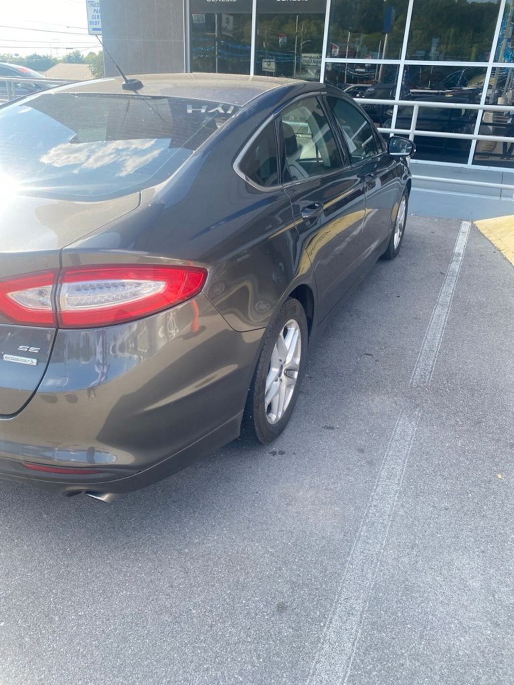 Used 2015 Ford Fusion SE Sedan