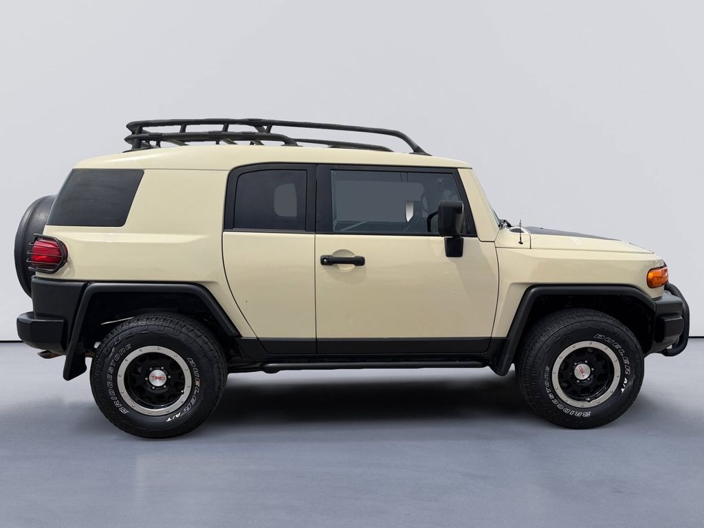 Used 2010 Toyota FJ Cruiser Base SUV
