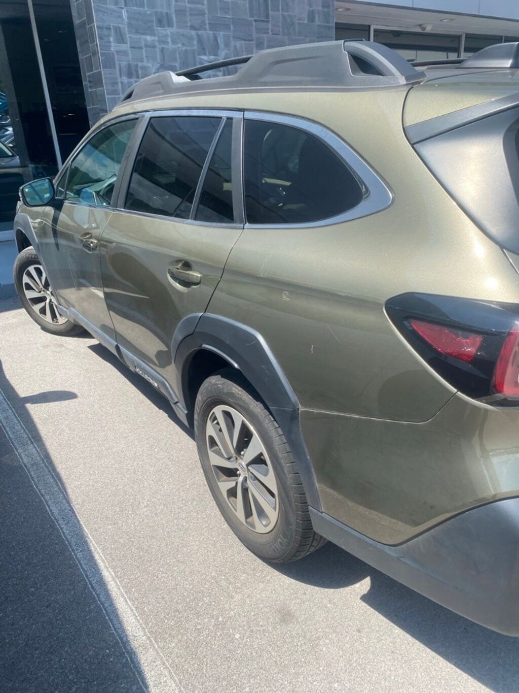 Used 2024 Subaru Outback Premium SUV