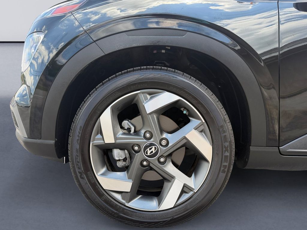 2023 Hyundai Venue SEL - Photo 9