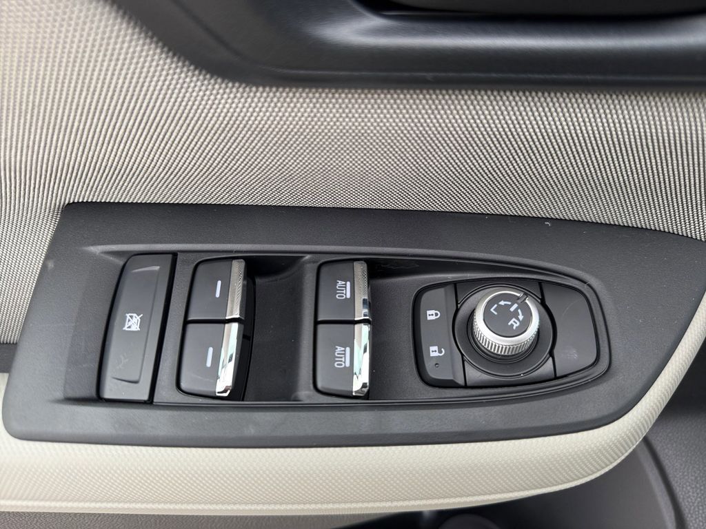 2026 Subaru Forester Premium - Photo 22