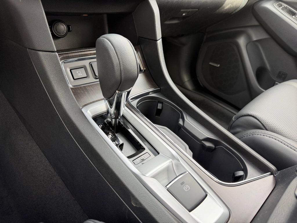 2026 Subaru Ascent Touring - Photo 24