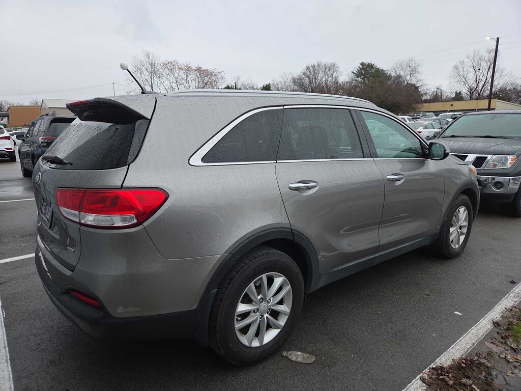 Used 2017 Kia Sorento LX SUV