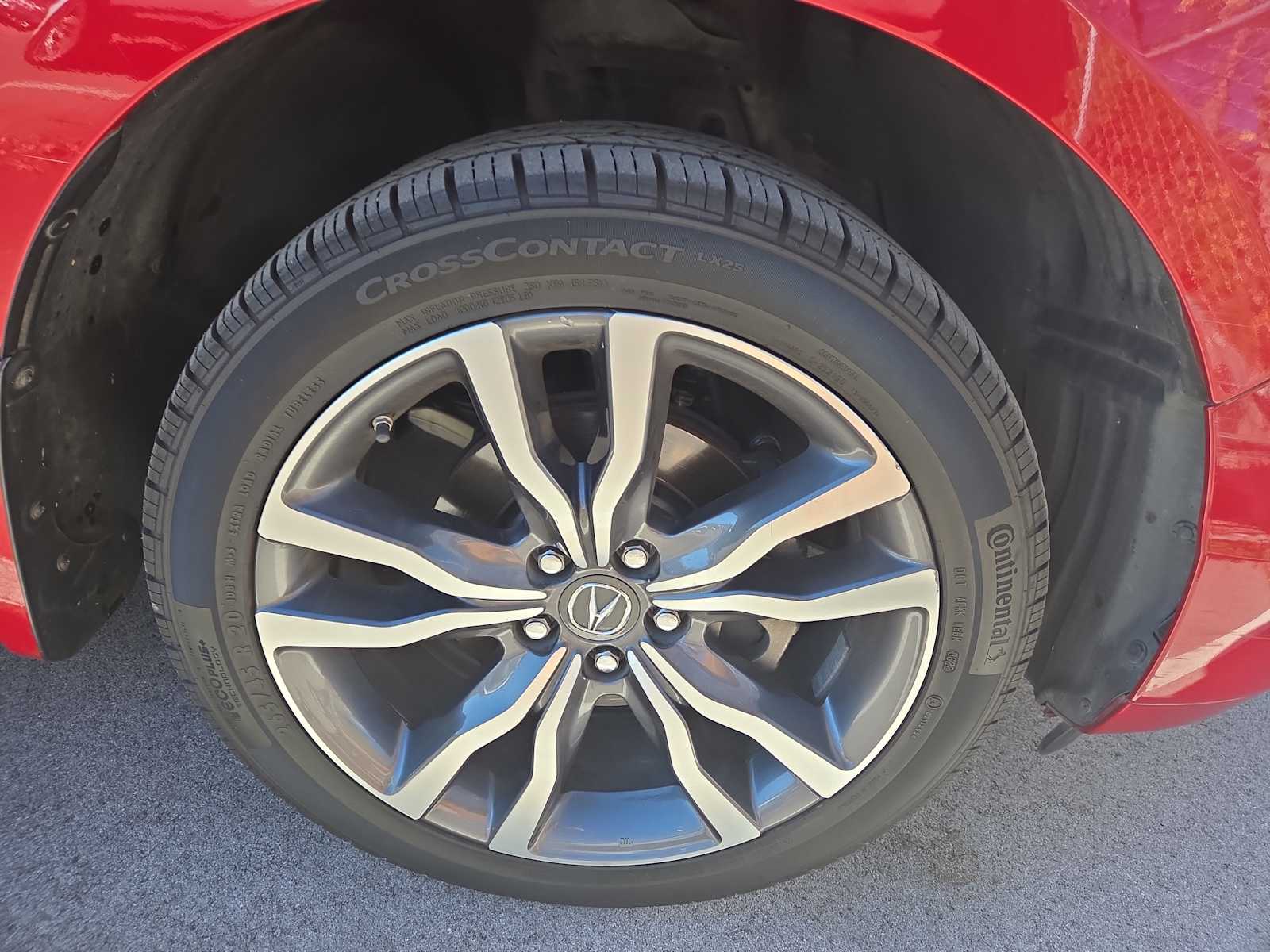 2019 Acura MDX SH-AWD Advance photo 2