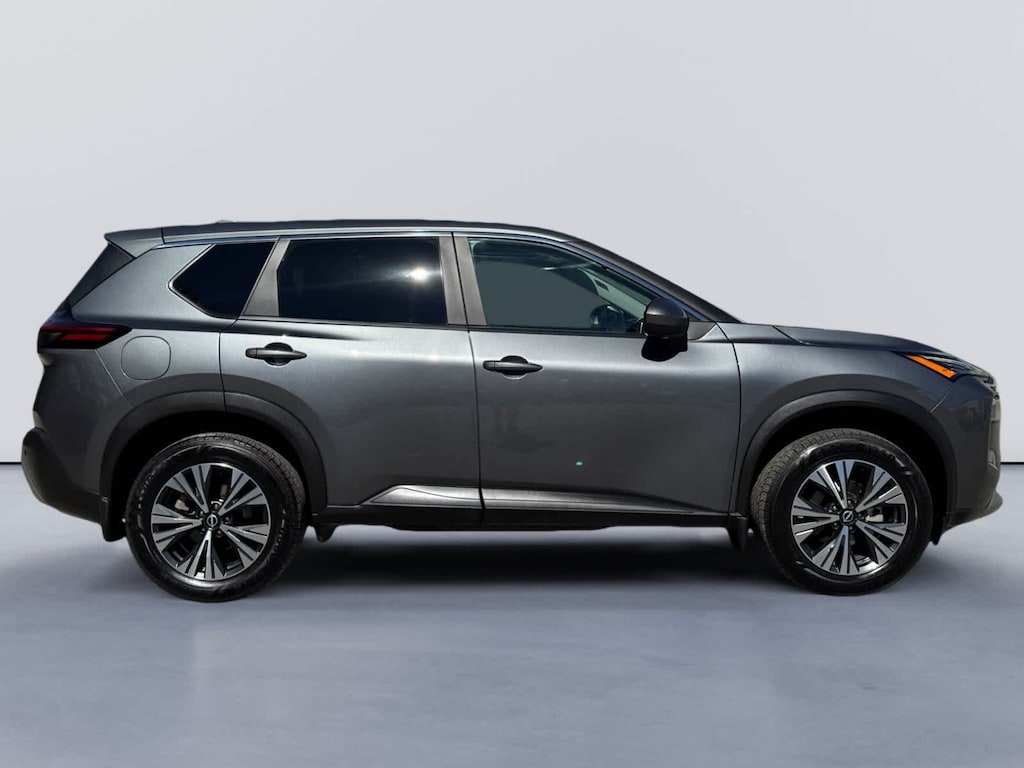 Used 2023 Nissan Rogue SV SUV