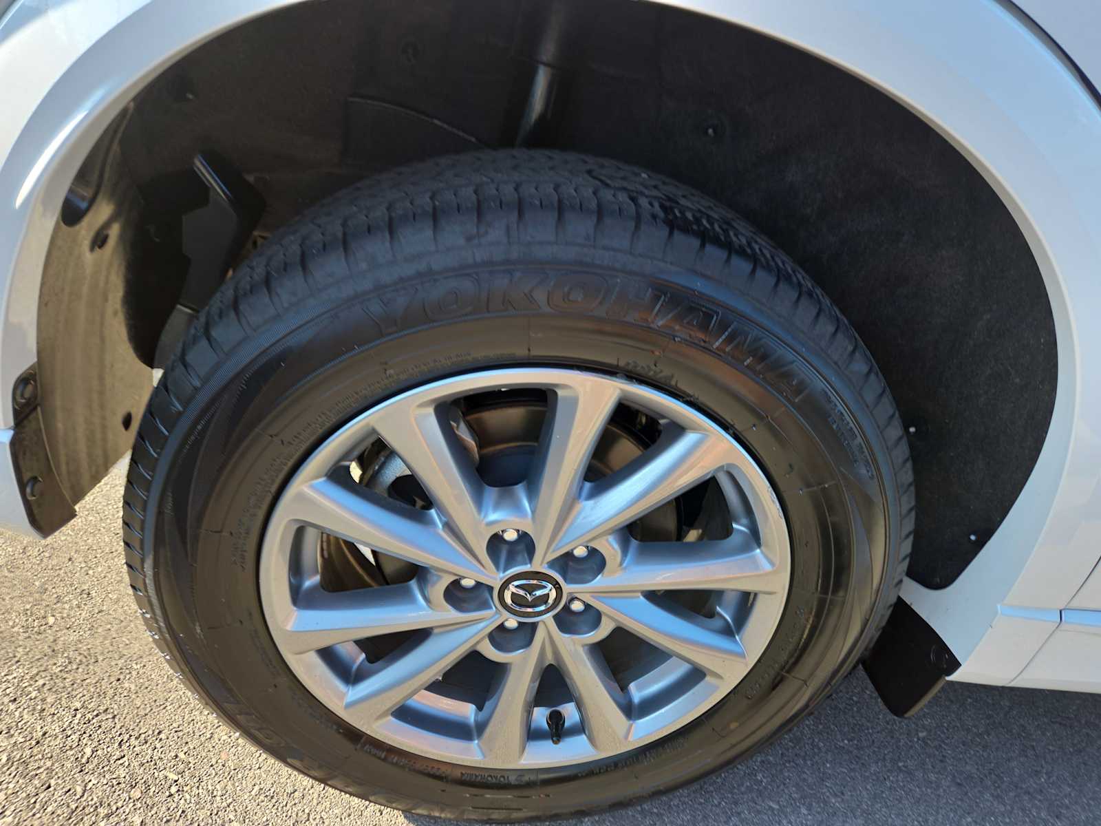 2024 Mazda CX-5 2.5 S Preferred photo 3