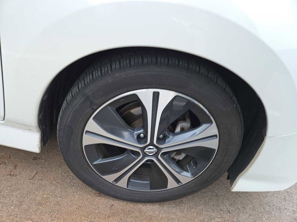 Used 2018 Nissan LEAF SL with VIN 1N4AZ1CPXJC302121 for sale in Knoxville, TN