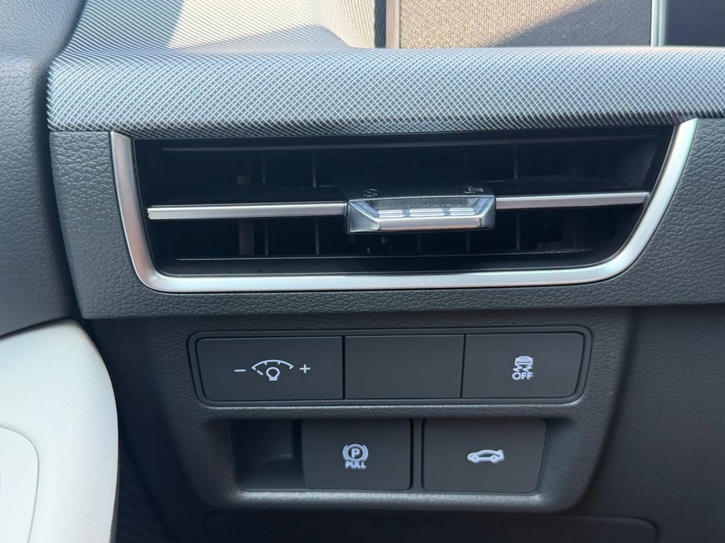 2025 Hyundai Sonata SEL - Photo 20