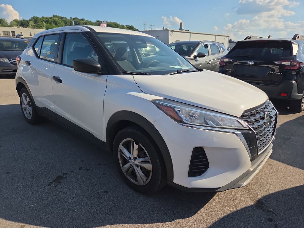 2021 Nissan Kicks 1.6 S's photo