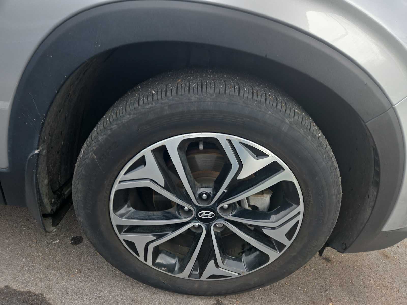 2020 Subaru Outback Premium photo 2