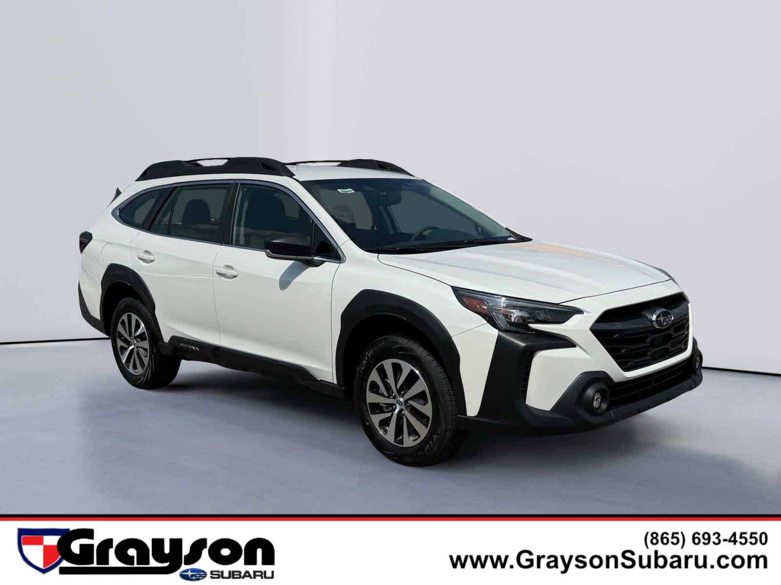 2025 Subaru Outback Premium's photo
