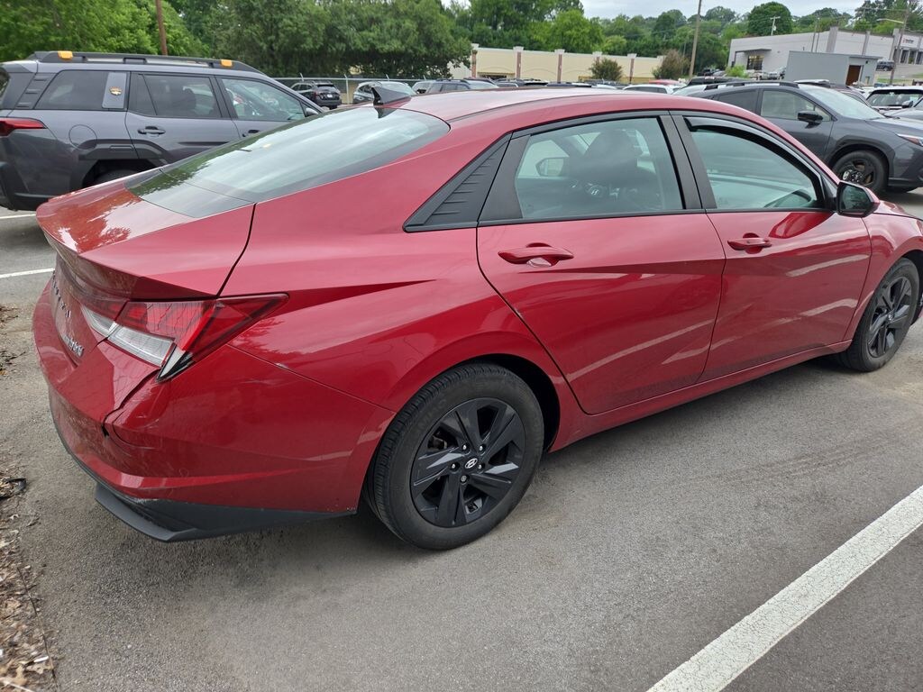 Used 2021 Hyundai Elantra Hybrid Blue Sedan