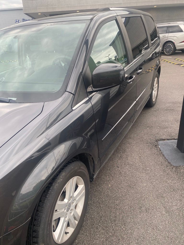 2012 Dodge Grand Caravan Crew's photo