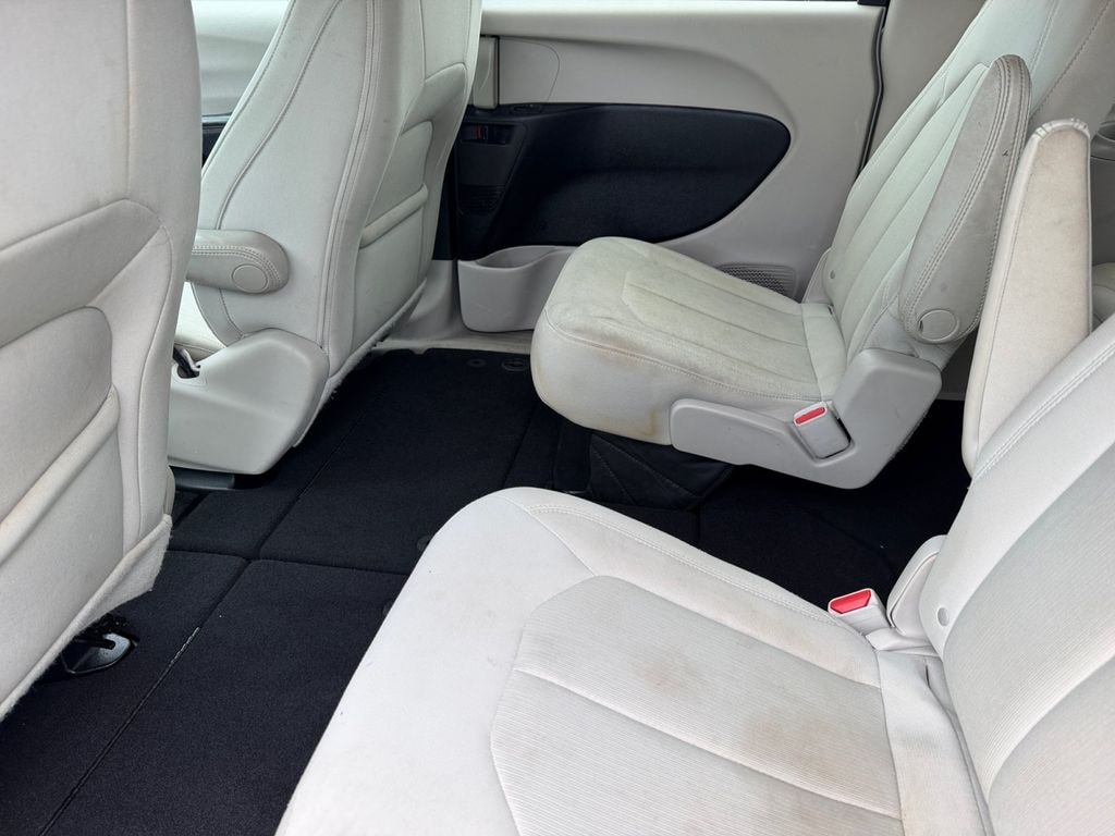 Used 2017 Chrysler Pacifica Touring Van