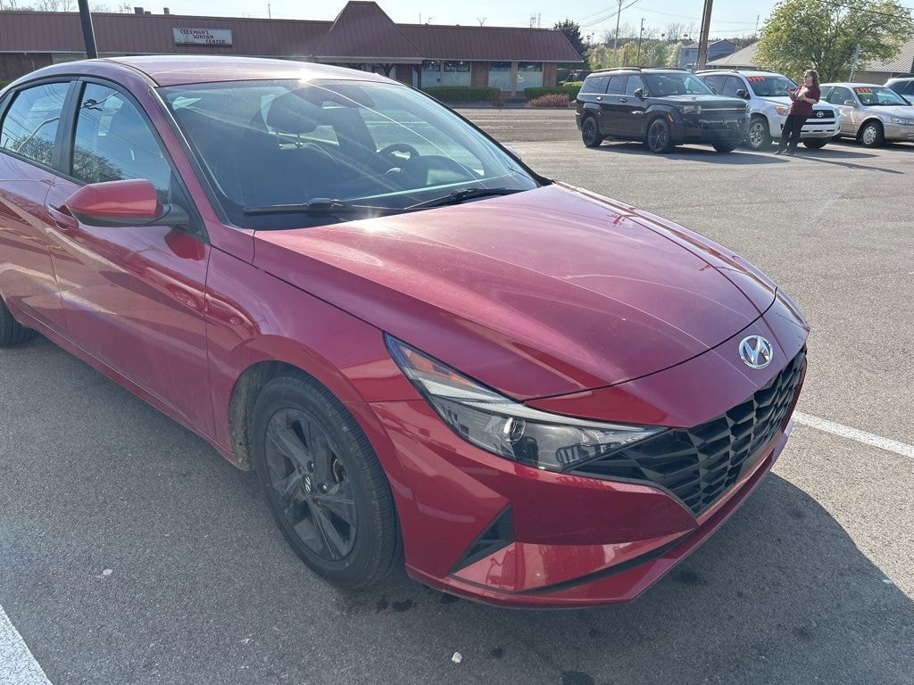 Used 2021 Hyundai Elantra SEL Sedan