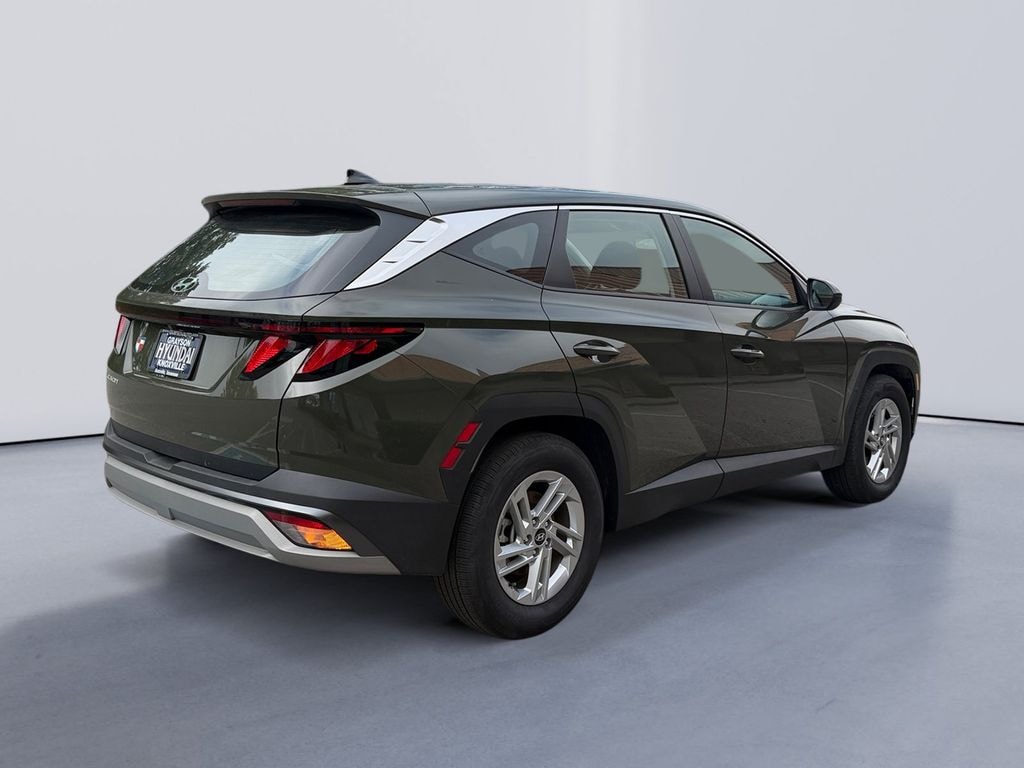 Used 2026 Hyundai Tucson SE SUV