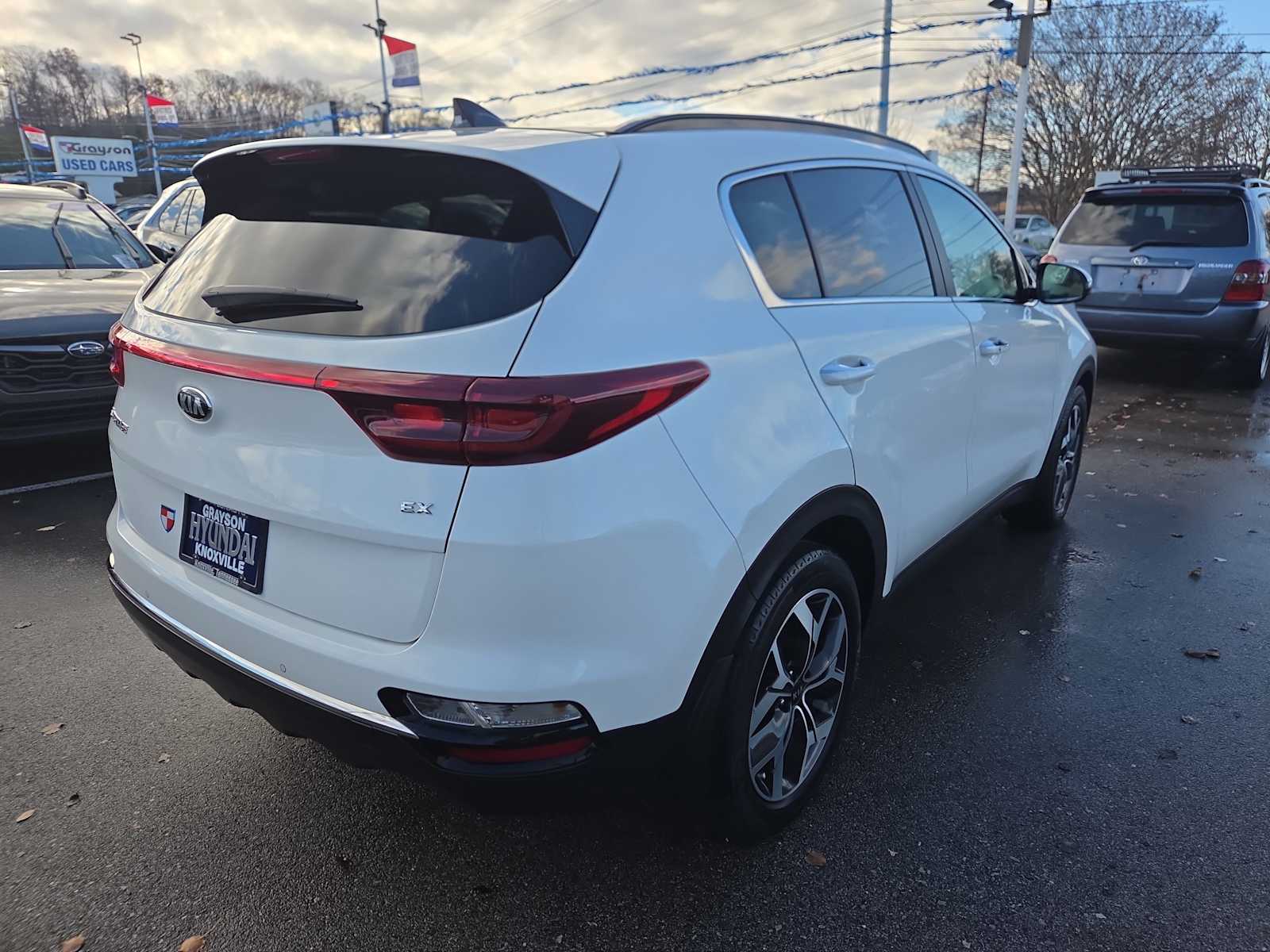 2022 Kia Sportage EX photo 3