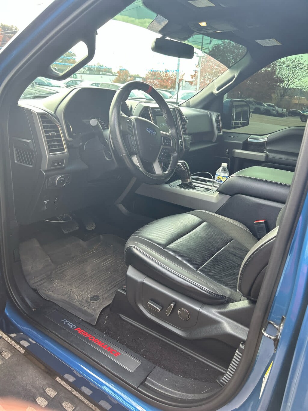 Used 2019 Ford F-150 Raptor 4WD Supercrew 5.5 Box Truck SuperCrew Cab