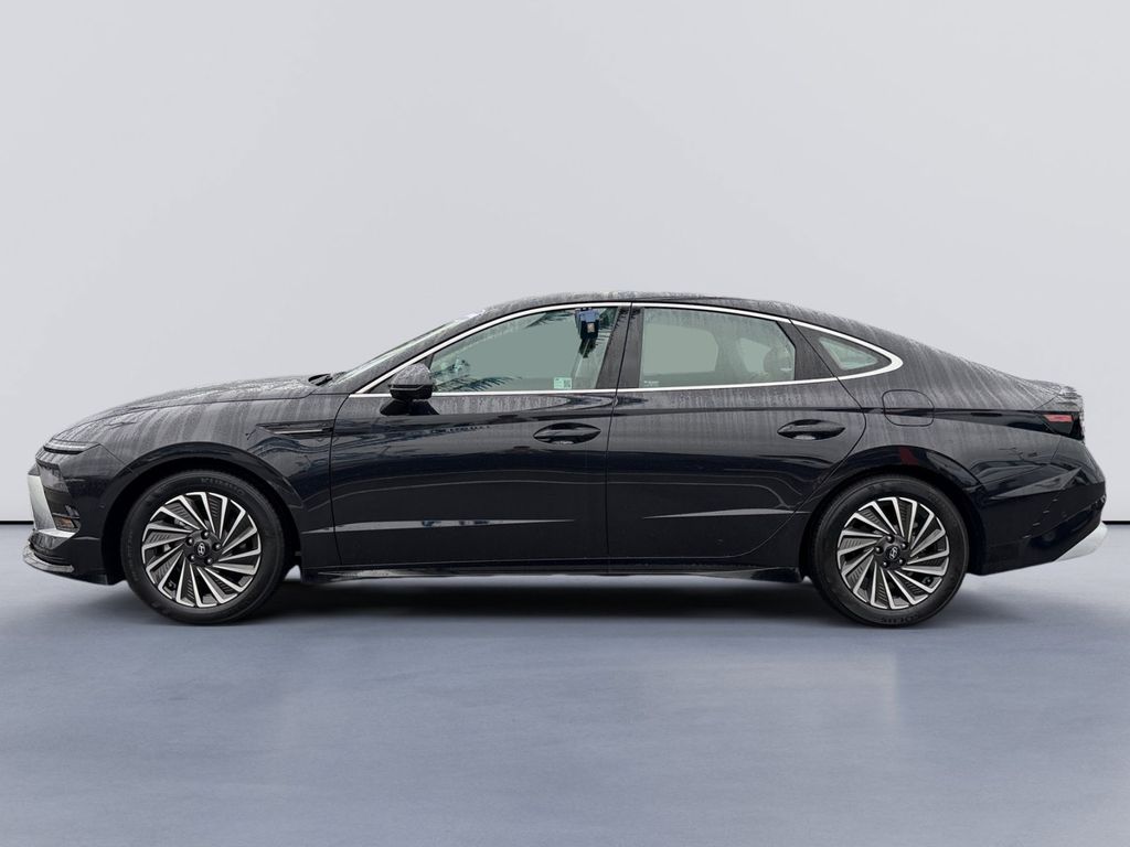2025 Hyundai Sonata Hybrid Limited - Photo 6