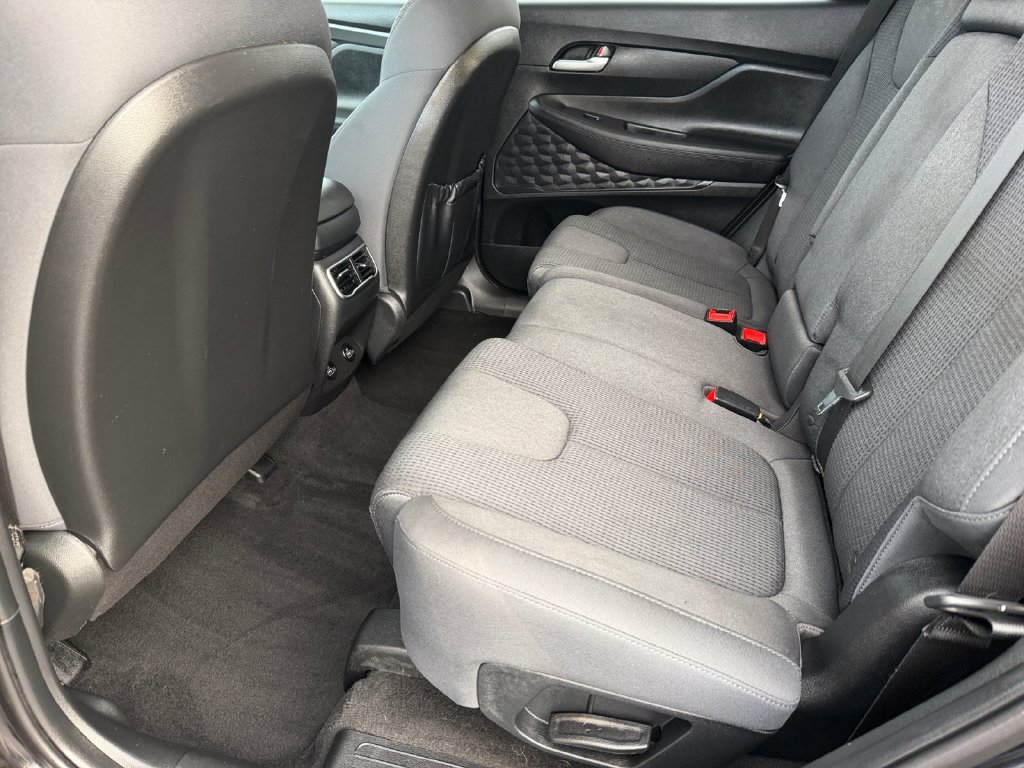 2023 Hyundai Santa Fe SE - Photo 14