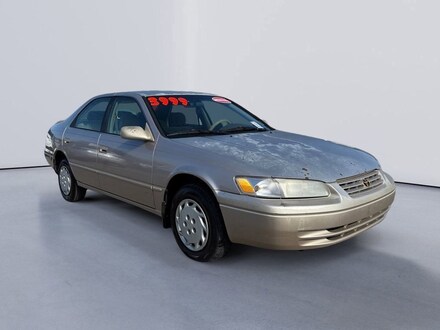 Used 1997 Toyota Camry LE Sedan for Sale in Knoxville, TN