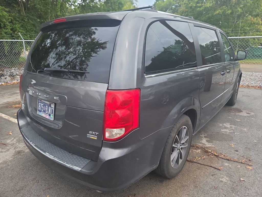 Used 2017 Dodge Grand Caravan SXT Van