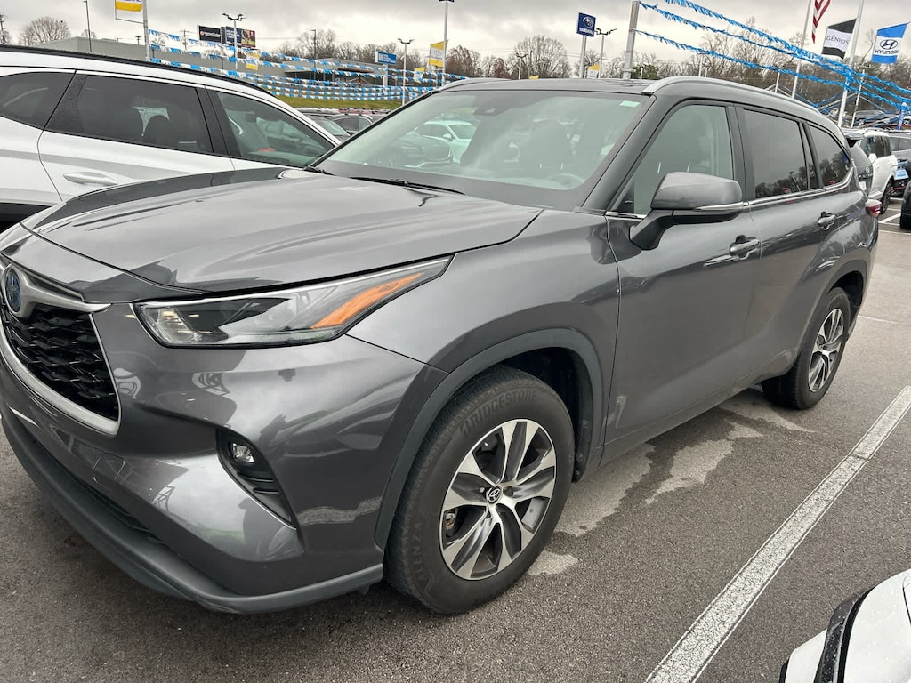Used 2023 Toyota Highlander Hybrid Hybrid XLE SUV