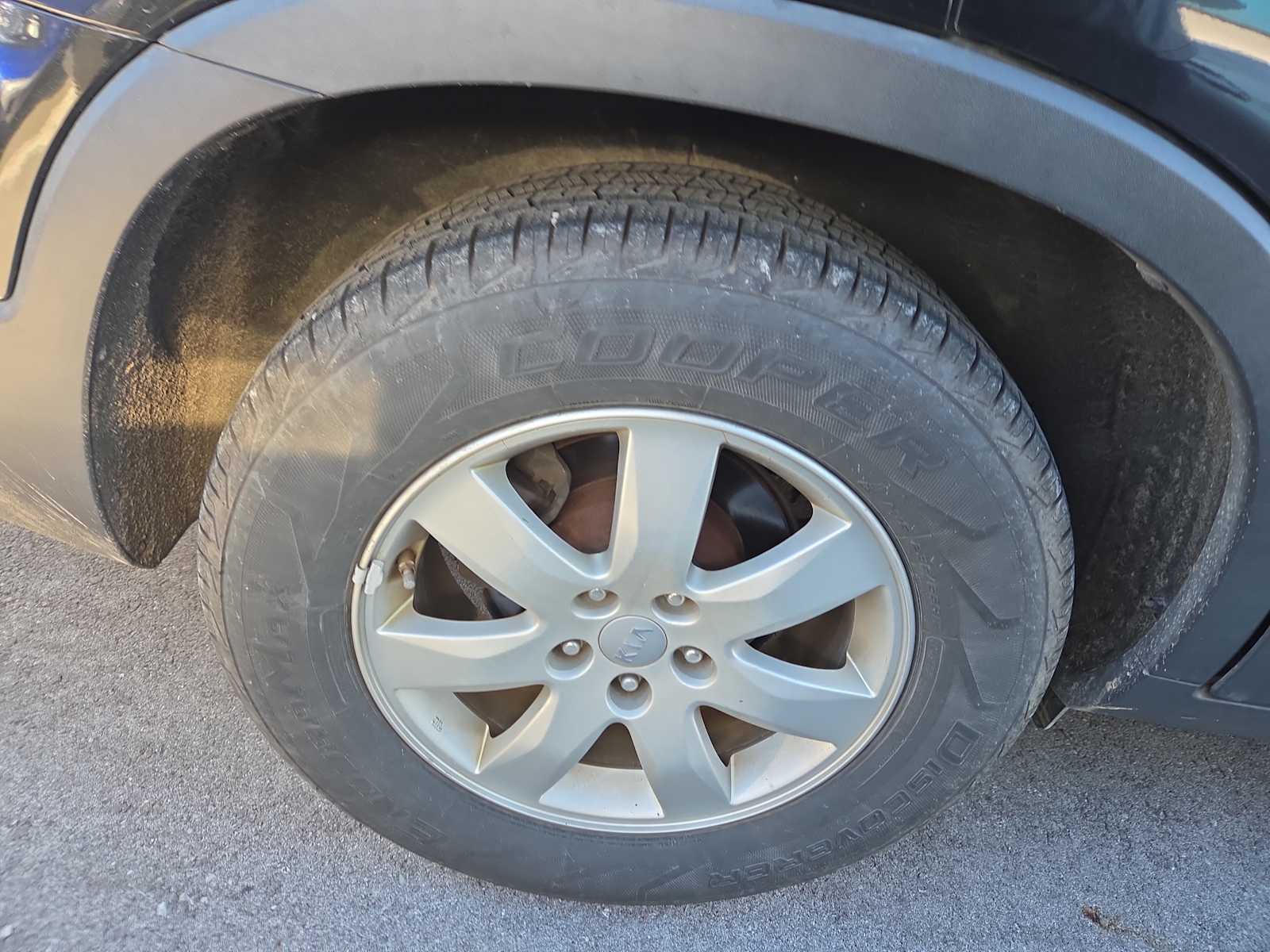 2012 Kia Sorento LX photo 3