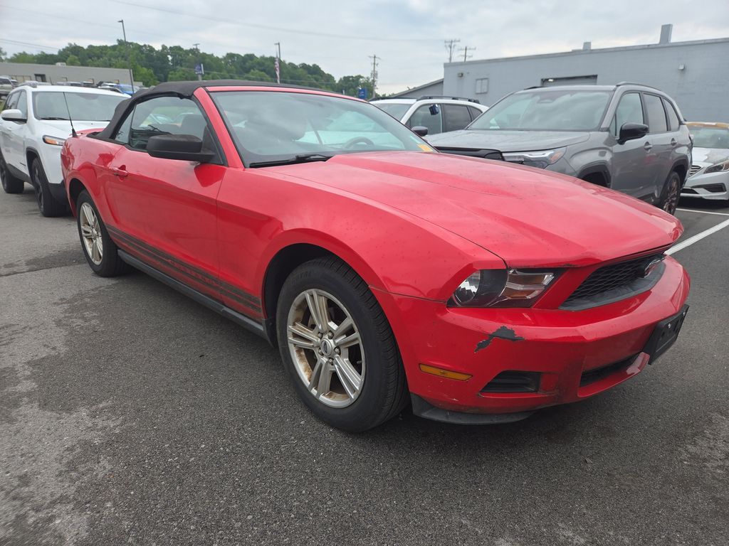 2010 Ford Mustang V6's photo