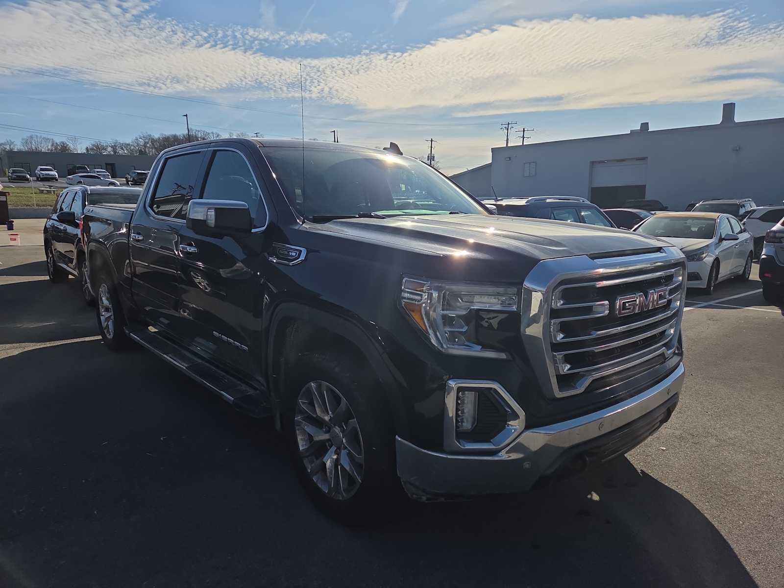 2021 GMC Sierra 1500 SLT's photo