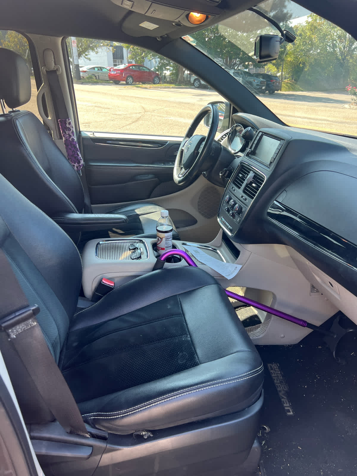 2017 Dodge Grand Caravan SXT photo 2